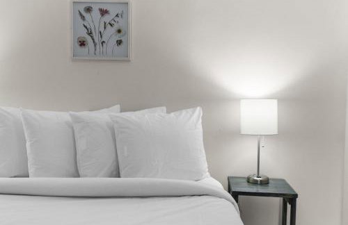 10 Min to Downtown-Modern in Magic City-Both Units - Foto 48