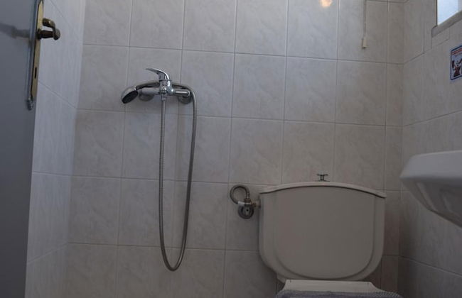 Lefteris Spacious APT Near Ialysos Beach - Foto 11