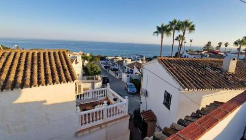 Ardhraubu Villa, Terra Cotta & Very Close to Sea - Foto 1