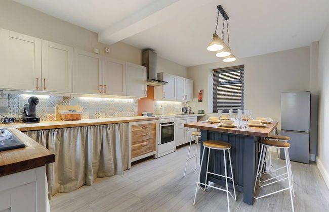 Home and Howay - North East Escapes - Photo 12