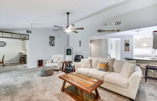 Marina Villa Condo at Lake Keowee with Fireplace - Foto 7