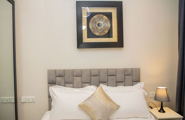 unreal homes - Photo 33