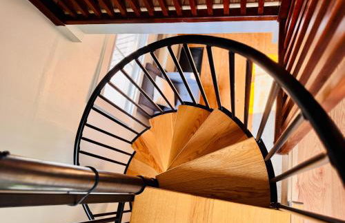 Charming 1BD Loft in Shelburne - Photo 12