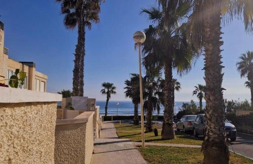 Seafront House,Sea Views,Pool and BBQ, Airport 10 mns - Photo 79