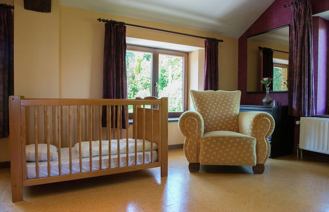 Desnie Farmhouse With Pool - Foto 18