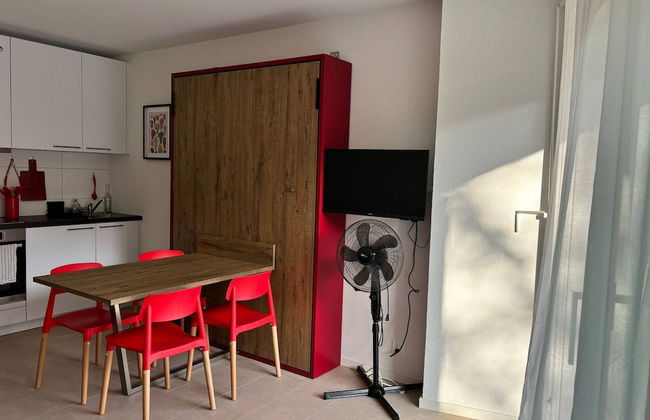 Grape Place With Washing Machine - Foto 24