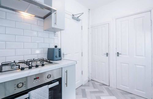 Comfortable & Spacious 3BR House near Coop Live Arena & Etihad Stadium with free Parking - New Management Since Jan '26 - Foto 14