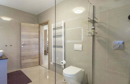 Luxurious apartment with pool - Foto 32