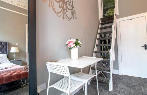 Studio Dream with Loft West End - Pass the Keys - Foto 20