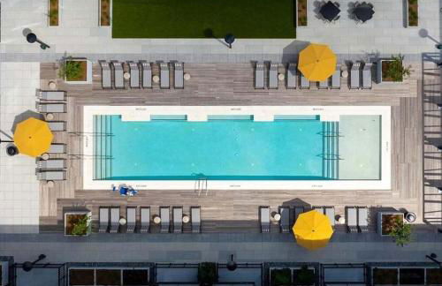 Landing Stylish 1BD Pool Gym - Foto 36