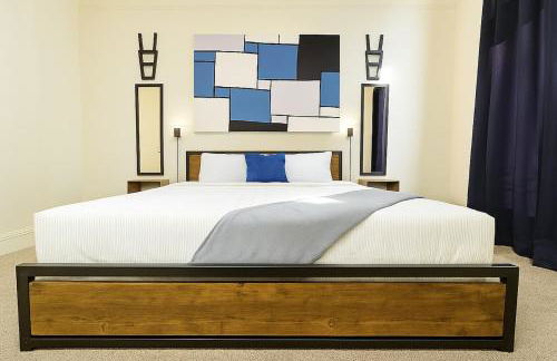 Galleria Comfort 3BR King Bed Private Jacuzzi and Garage - Foto 20