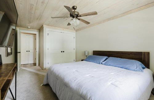 Cozy Lakeside Escape near Hot Springs - Foto 9