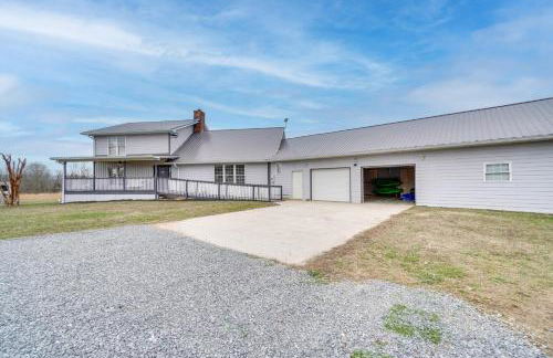 Deer Lake Lodge on 700 Wooded Acres in Dayton! - Foto 35