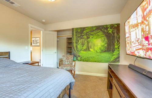 4 Mi to Dtwn Grass Valley Forest Oasis with Hot Tub - Foto 17