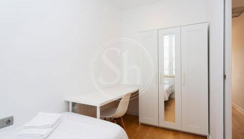 Bonito Apartamento con vistas a la Sagrada Familia - Foto 3