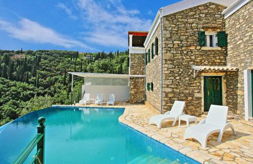 Villa Regina: Above Agni, superb views and pool - Photo 5