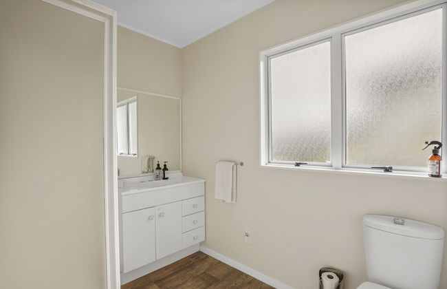 Modern Central Home - Parking & Aircon - Foto 15