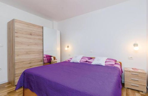 Three-Bedroom Holiday Home In Ston - Foto 27