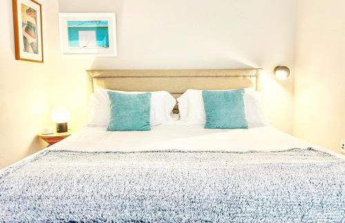 The Leo - One Bedroom Apartment w Private Balcony - Foto 6