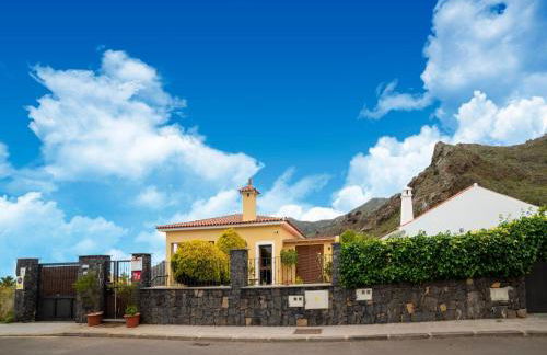 Villa in Tenerife with Pool and Sea Views - Foto 36