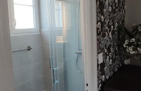 Right between two coast lines - Foto 10