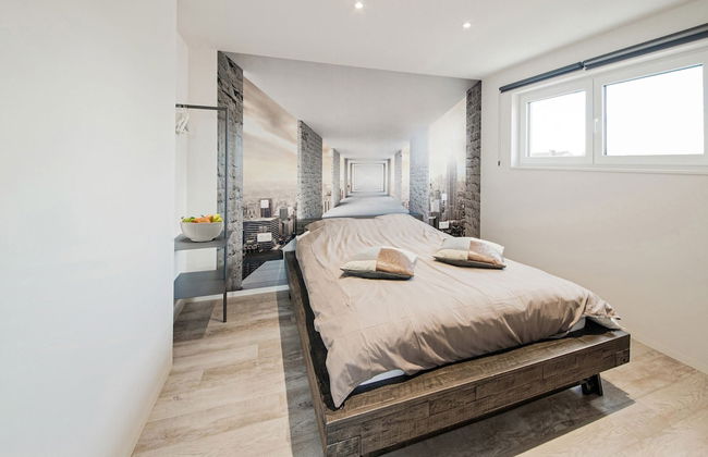 Vintage Holiday Home in Visé Richelle near City Center - Photo 10