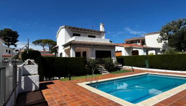 Chalet with private pool - Foto 2