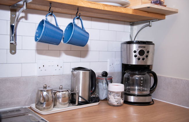 Milton House Studio Apartment Suites - Photo 71