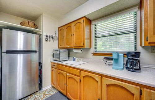 Relaxing Helotes Apt 7 Mi to UT at San Antonio! - Foto 2