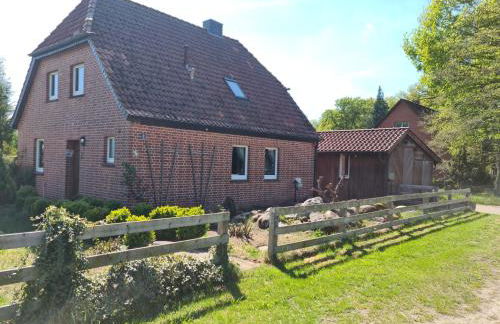 Endeholzer Fuchsbau - Foto 1