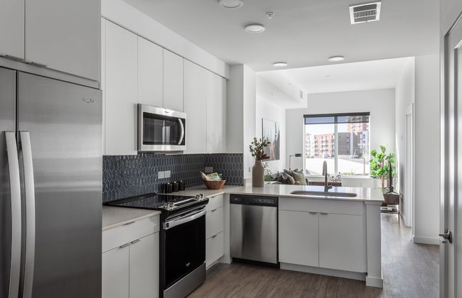 Mint House Nashville – The Gulch – Division St - Foto 26