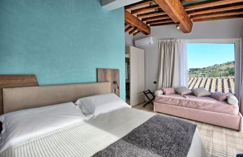 Villa Acquaviva with Panoramic, Private Pool and Gym - by PosarelliVillas - Foto 65