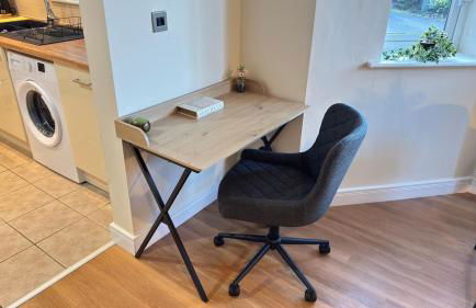 Stylish 2 Bedroom Apartment With 2 Bathrooms and Free Gated Parking - Foto 7