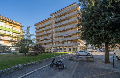 GuestHost - Zia Dina APT - with Balcony - Foto 16