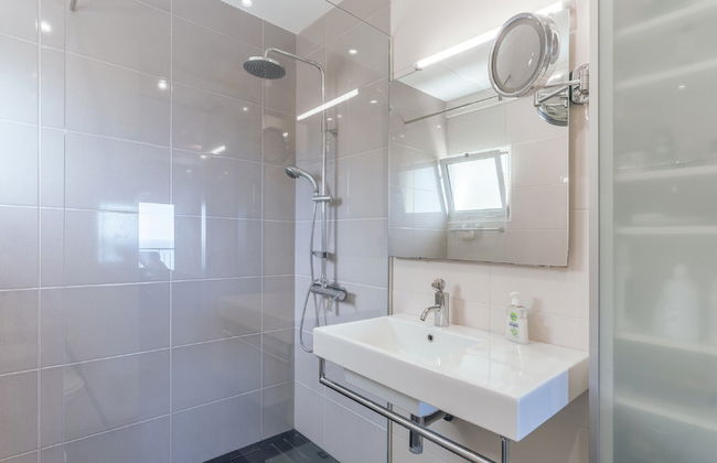 Stunning Apartment with sea view - Photo 20