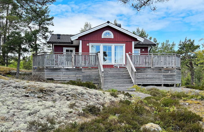 4 Person Holiday Home in Stavsnas-by Traum - Foto 1