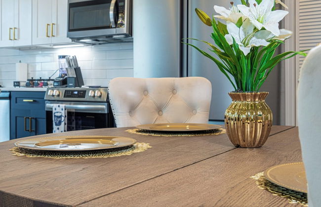 Trendy Historical Home Near Downtown Attractions - Foto 33