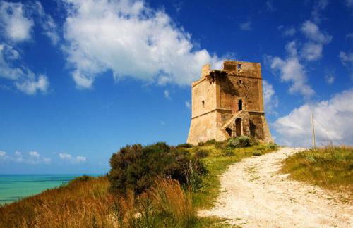 Under Royal - Foto 28