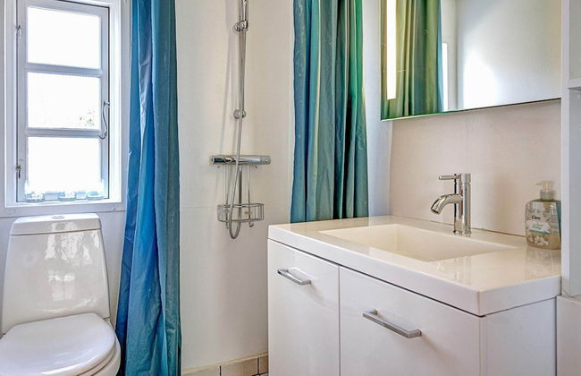 Sunlit Holiday Home in Bornholm near Sea - Photo 8