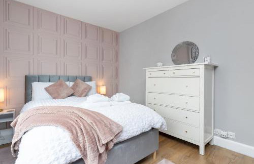 Crewe Apartment - Stylish 2 bedroom apt, Garden, Free parking, Edin City - Foto 11