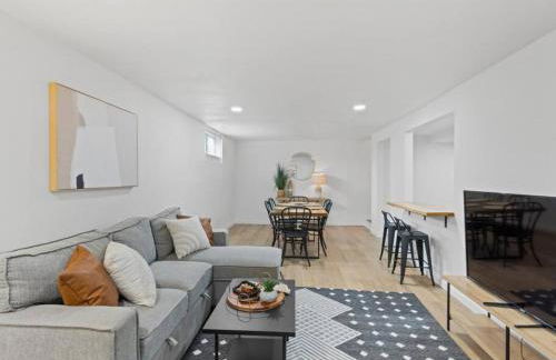 Newly Renovated Basement Apt - Foto 3