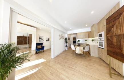 Miramar Luxurious apartment, 3 double rooms for 6 guests, free parking, terrace, new - Foto 5