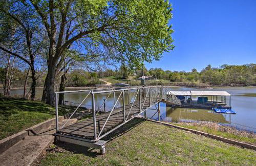 Idyllic Afton Getaway with Dock and Grand Lake Access! - Foto 10