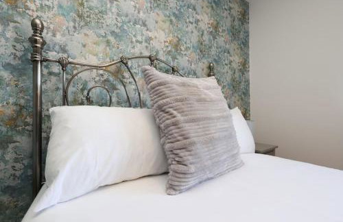 Contractor 4 Bed 2 BA 5 mins to Airport & Barry With Parking - Foto 53