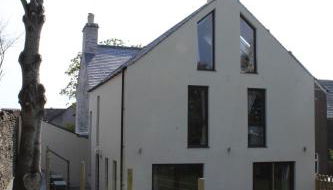 Kingston House - Photo 1