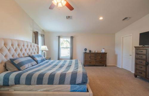 Cave Creek- Basketball Putt Putt Pool & Games - Foto 35