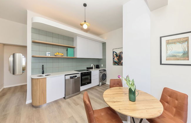 On the Beach in Camps Bay - Fully Equipped 2 Bedroom Apartment - Foto 7