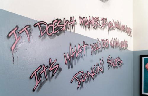 INSTA worthy Home! *Sleeps 8* - Walker's Point! - Foto 28