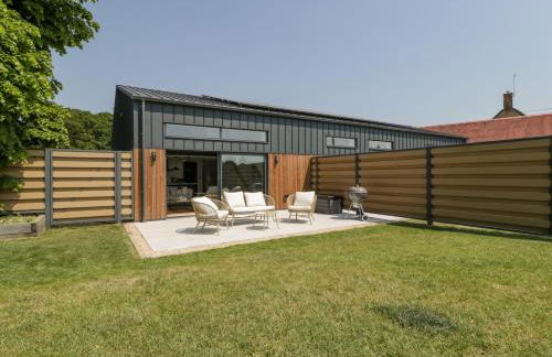 Basswood Barn - Photo 32