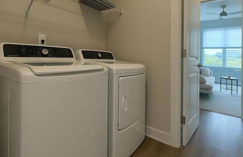 Spacious 4BR Home- Perfect for Groups WV1 - Foto 24